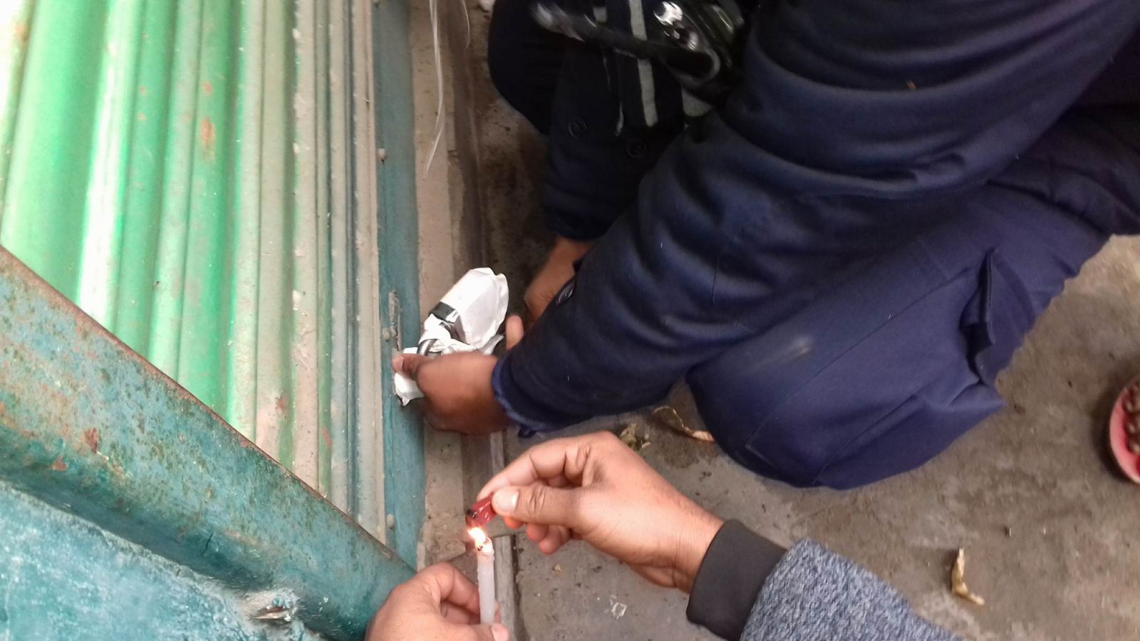 पाँच सय प्रतिशत मूल्य बढी लिएको भन्दै 'द कोरियन सप'मा शिलबन्दी